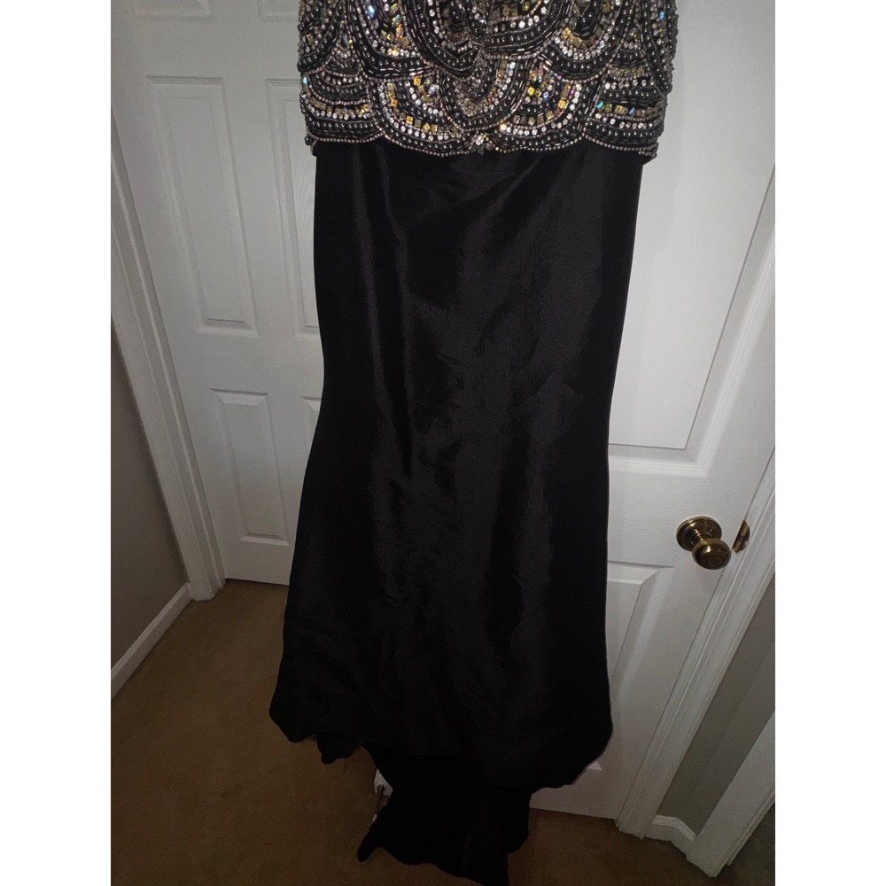 Jovani Black Beaded Halter Neck Formal Gown Prom‎ Dress Size 4 Scalloped Bodice - Picture 7 of 12